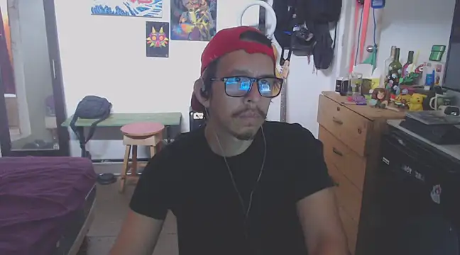 Snapshot of Pit_xxz chatting on 02/11/25, 06:01 Pit xxz online show from 02/11/25, 06:01