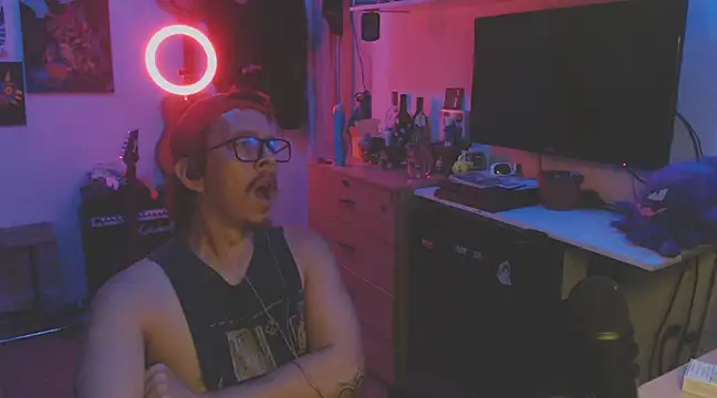 Snapshot of Pit_xxz chatting on 02/16/25, 03:37 Pit xxz online show from 02/16/25, 03:37