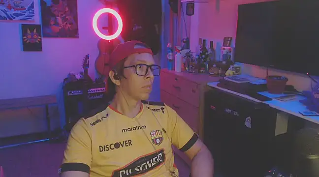 Snapshot of Pit_xxz chatting on 02/20/25, 03:34 Pit xxz online show from 02/20/25, 03:34