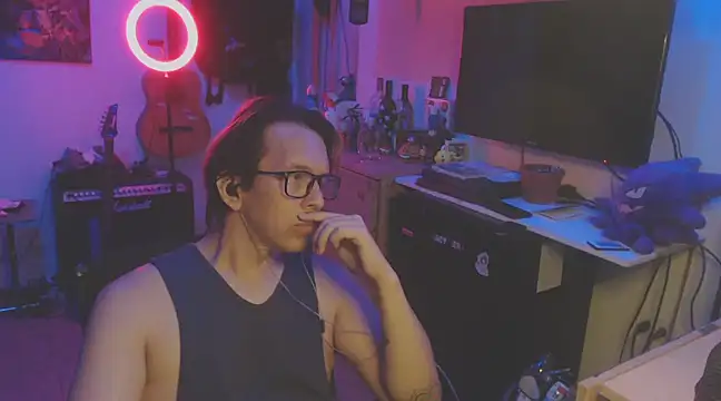 Snapshot of Pit_xxz chatting on 02/21/25, 05:56 Pit xxz online show from 02/21/25, 05:56