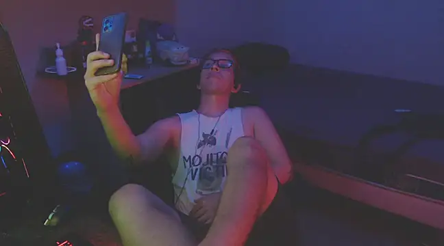 Snapshot of Pit_xxz chatting on 02/22/25, 05:12 Pit xxz online show from 02/22/25, 05:12