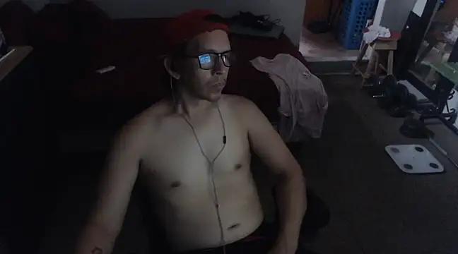 Snapshot of Pit_xxz chatting on 02/25/25, 06:20 Pit xxz online show from 02/25/25, 06:20