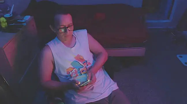 Snapshot of Pit_xxz chatting on 03/17/25, 05:01 Pit xxz online show from 03/17/25, 05:01