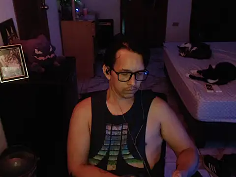 Snapshot of Pit_xxz chatting on 10/16/25, 04:35 Pit xxz online show from 10/16/25, 04:35