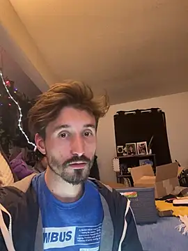 Snapshot of jay_weston chatting on 03/15/25, 10:46 jay weston online show from 03/15/25, 10:46