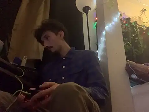 Snapshot of jay_weston chatting on 03/19/25, 11:06 jay weston online show from 03/19/25, 11:06