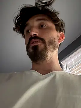 Snapshot of jay_weston chatting on 10/28/25, 08:11 jay weston online show from 10/28/25, 08:11