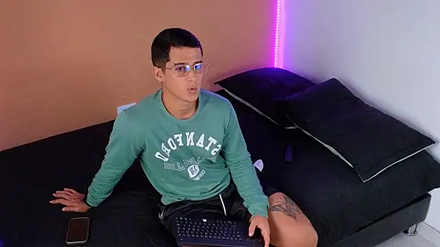 hot69temptation  online show from 12/16/24, 12:38