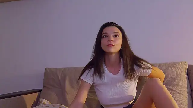 Snapshot of TeenyMariaXx chatting on 09/23/25, 04:48 TeenyMariaXx online show from 09/23/25, 04:48