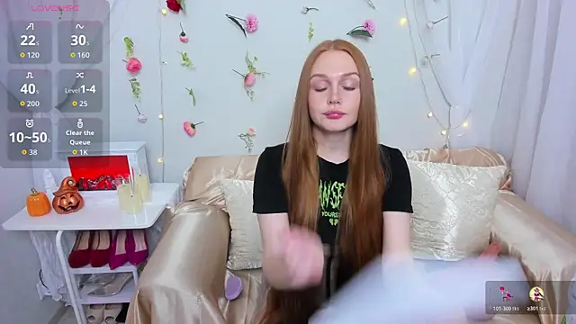 Snapshot of Merida_red_ chatting on 10/27/25, 01:20 Merida red  online show from 10/27/25, 01:20