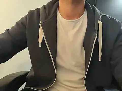 jayb0y61 online show from 05/20/26, 10:49