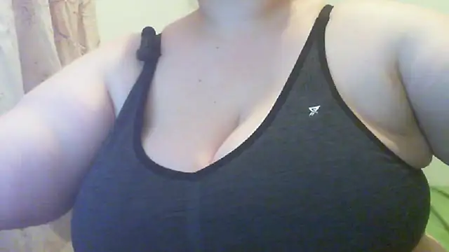 Maebi online show from 07/31/26, 07:35