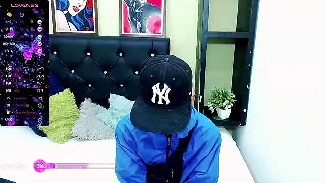 ttimy x boy online show from 12/19/24, 09:06