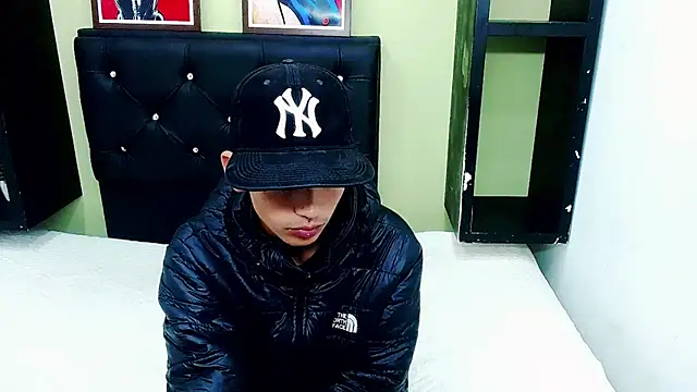 ttimy x boy online show from 01/02/25, 09:28