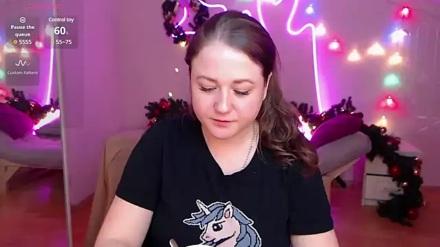 LizzyShine online show from 01/06/25, 09:00