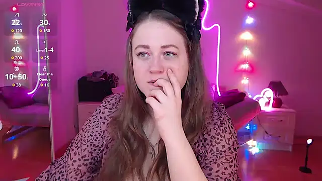 LizzyShine online show from 01/22/25, 05:38