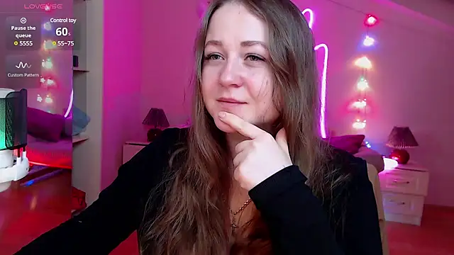LizzyShine online show from 02/04/25, 07:11