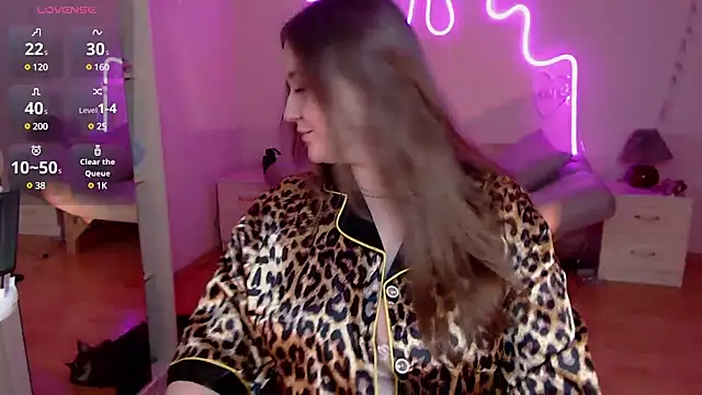 LizzyShine online show from 03/07/25, 08:44