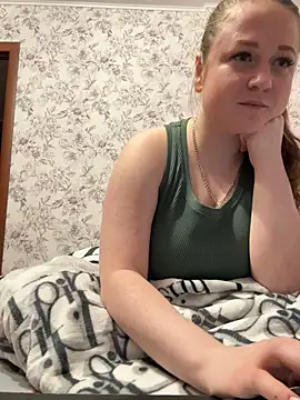 LizzyShine online show from 03/18/25, 07:10