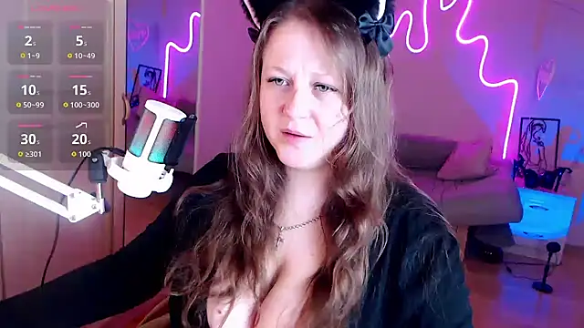 LizzyShine online show from 09/08/25, 03:00