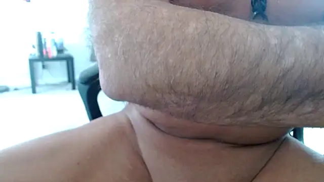 GirthBullger4You online show from 03/13/25, 08:54