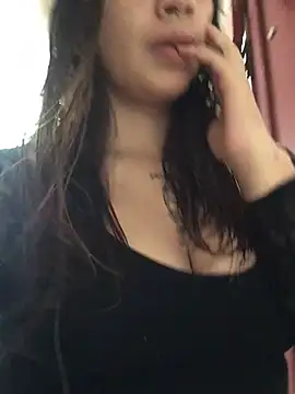 Miss oliviaa online show from 12/18/24, 02:38