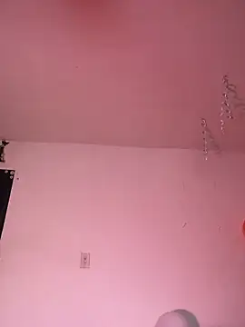 Miss oliviaa online show from 12/26/24, 10:31