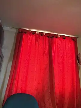 Miss oliviaa online show from 10/16/25, 02:51