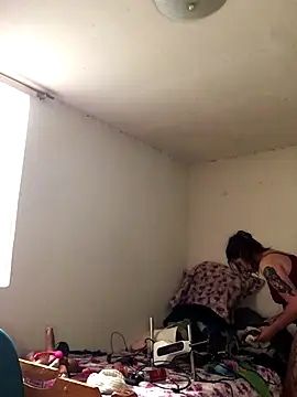 Miss oliviaa online show from 11/28/25, 04:20