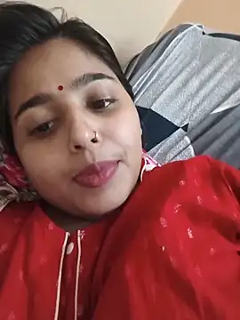 Snapshot of Sweet-Rani chatting on 06/19/26, 06:01 Sweet-Rani online show from 06/19/26, 06:01
