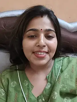 Snapshot of Sweet-Rani chatting on 07/20/26, 01:13 Sweet-Rani online show from 07/20/26, 01:13