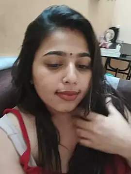 Snapshot of Sweet-Rani chatting on 07/29/26, 06:17 Sweet-Rani online show from 07/29/26, 06:17