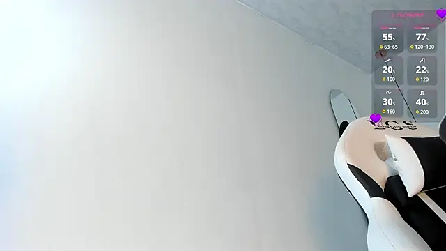 Snapshot of Brittany_cute18 chatting on 03/16/26, 11:47 Brittany cute18 online show from 03/16/26, 11:47