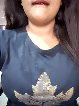 Snapshot of cutepragya2 chatting on 07/04/26, 09:04 cutepragya2 online show from 07/04/26, 09:04