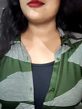 Snapshot of cutepragya2 chatting on 07/06/26, 06:21 cutepragya2 online show from 07/06/26, 06:21