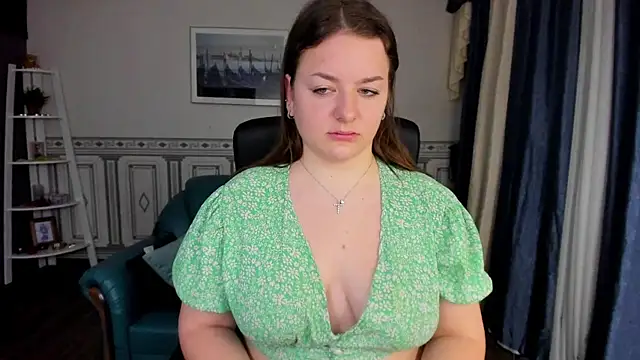 Helen Elliot online show from 02/28/25, 04:21