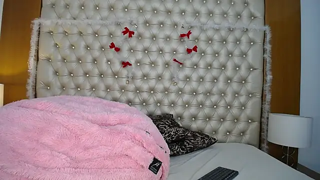 MegannMyerss online show from 12/28/24, 08:15