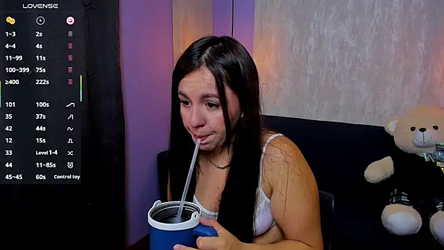 carlota petite online show from 11/06/25, 04:52