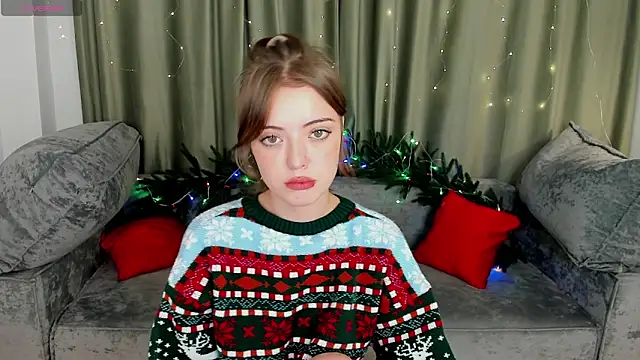 Snapshot of ellyford chatting on 12/08/24, 05:22 ellyford online show from 12/08/24, 05:22