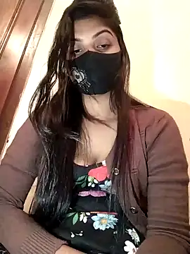 Cute-Lina online show from 12/20/24, 03:42