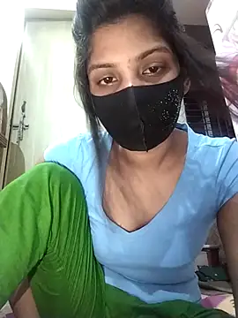 Cute-Lina online show from 03/18/25, 07:10