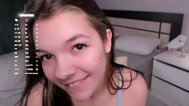 VeronaAppleberry online show from 12/29/24, 04:16