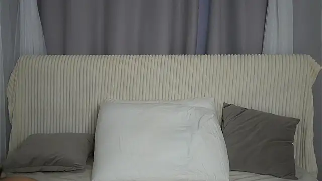 VeronaAppleberry online show from 09/26/25, 11:14