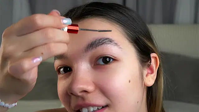 VeronaAppleberry online show from 12/02/25, 11:04