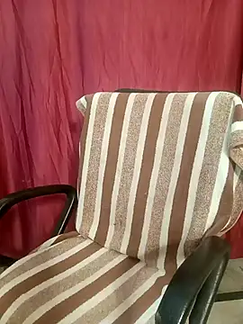 Stripy Doll online show from 11/04/25, 09:19