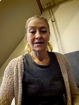 lisalustjouw online show from 01/14/25, 09:02