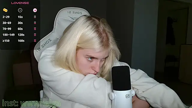 LizaKisses online show from 10/09/25, 09:18