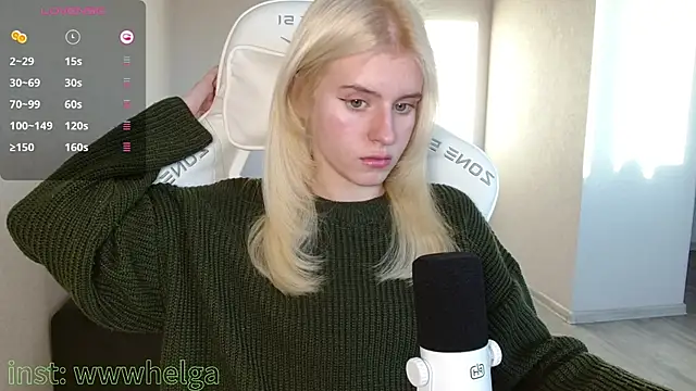 LizaKisses online show from 10/16/25, 10:27