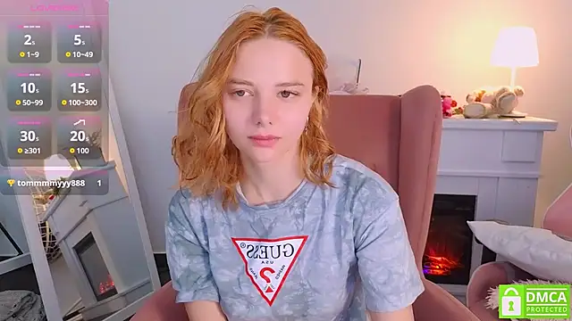 Snapshot of MirraBellanta chatting on 09/23/25, 01:41 MirraBellanta online show from 09/23/25, 01:41