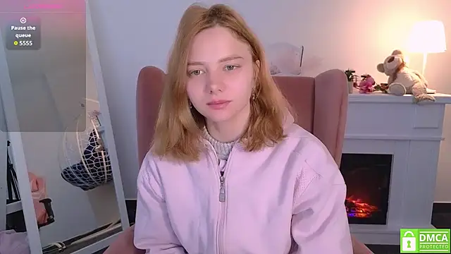 Snapshot of MirraBellanta chatting on 10/09/25, 08:40 MirraBellanta online show from 10/09/25, 08:40